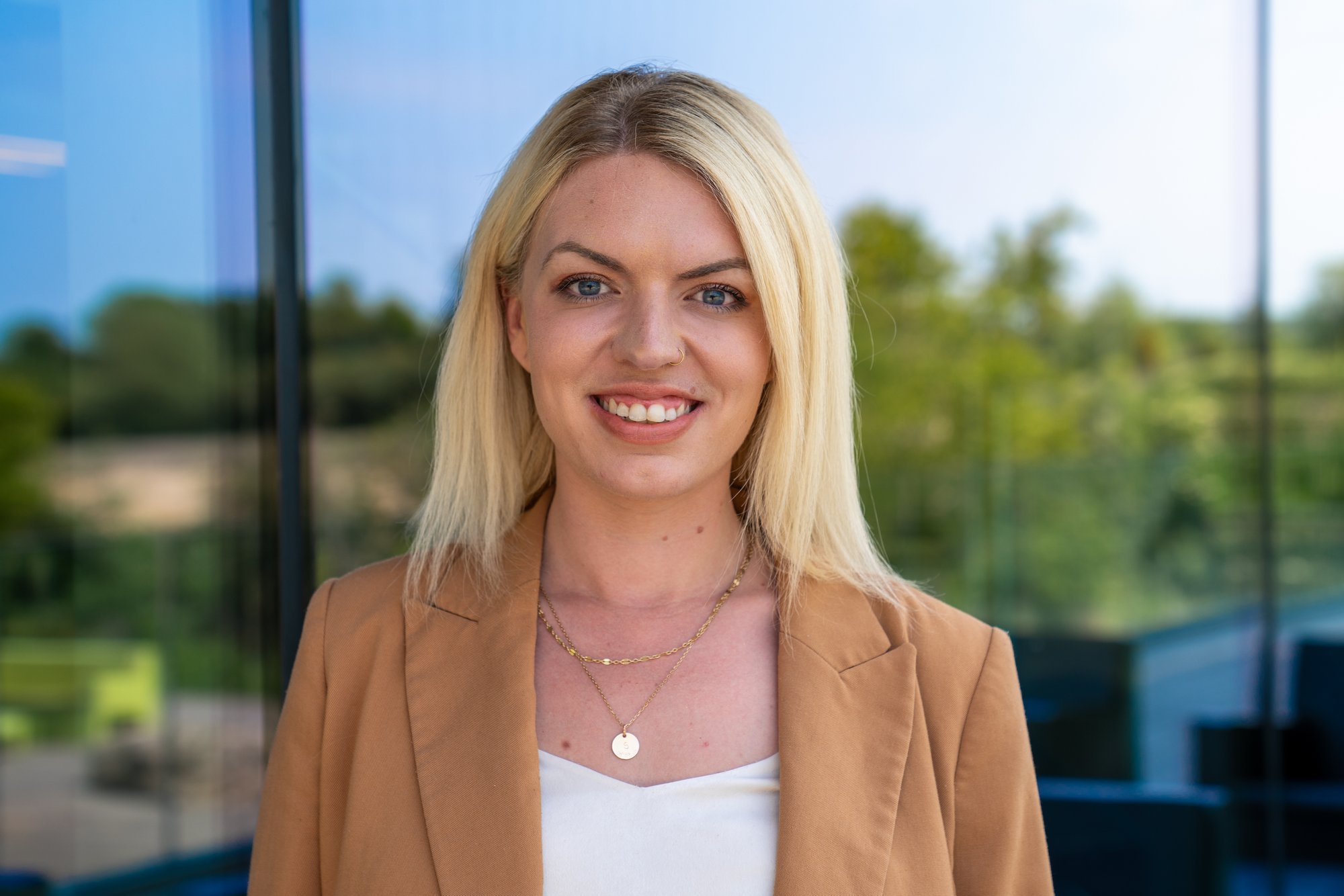 Faye Bennett Headshot